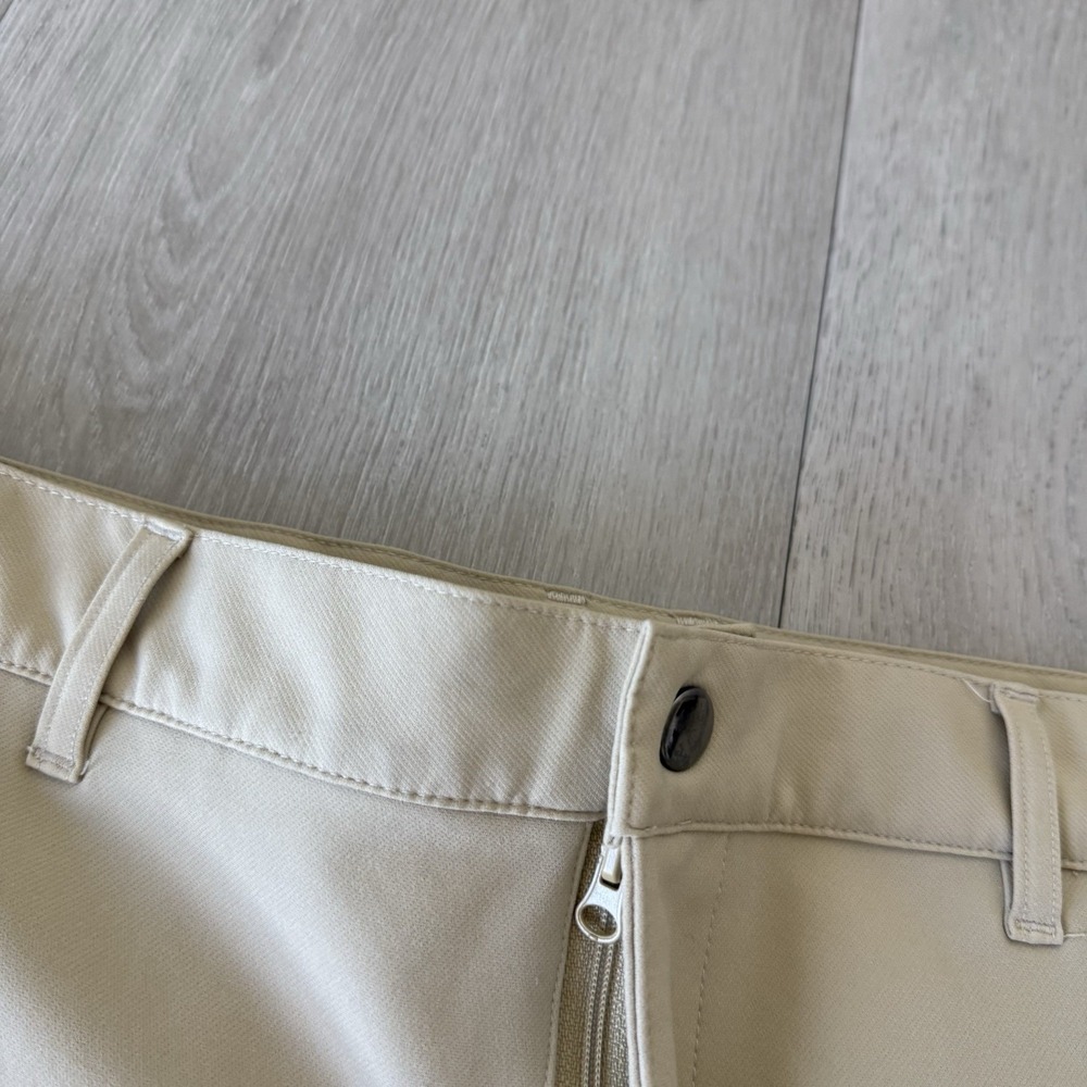 State and Liberty Shorts Mens Size 34 Beige Tan 9" Performance Stretch Athletic - Picture 4 of 13